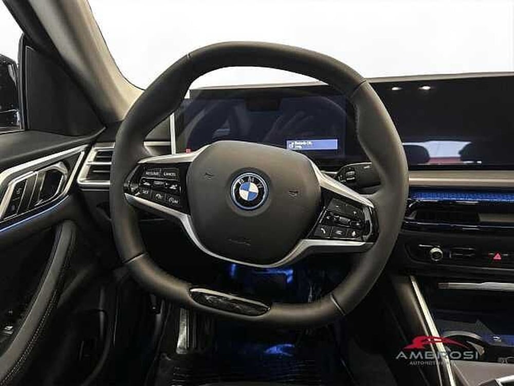 BMW i4 nuova a Viterbo (13)