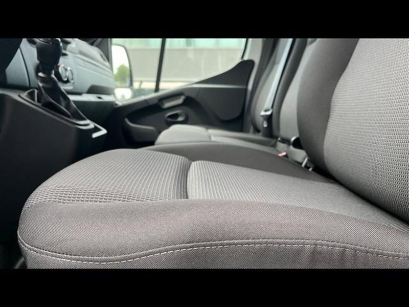 Renault Master Furgone nuova a Firenze (13)