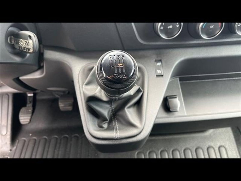 Renault Master Furgone nuova a Firenze (9)