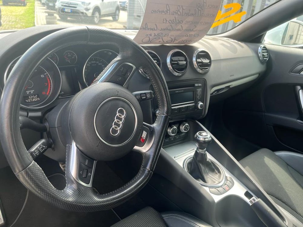 Audi TT Cabrio usata a Milano (8)