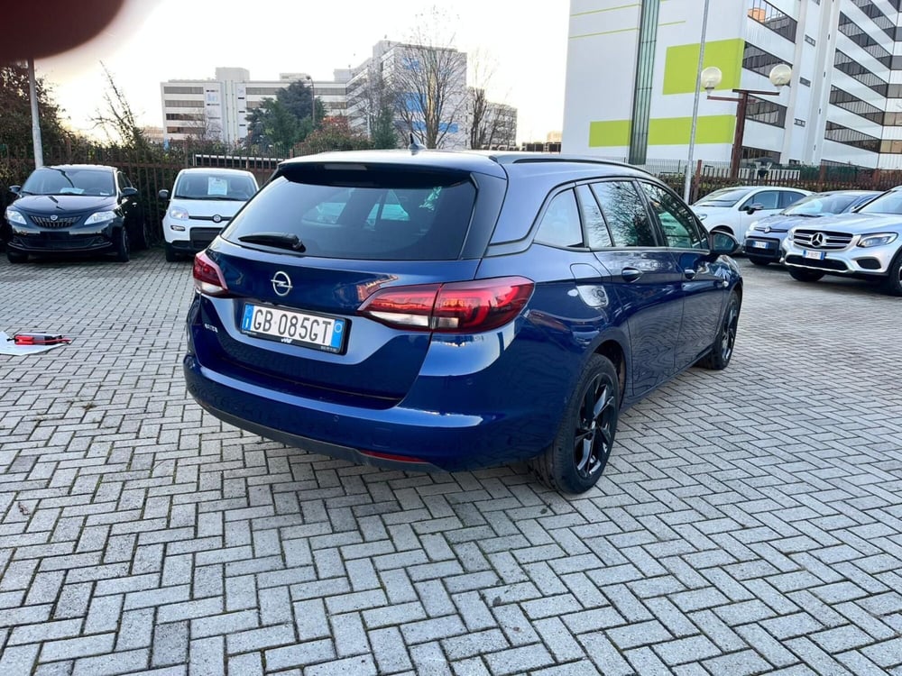 Opel Astra Station Wagon usata a Milano (7)