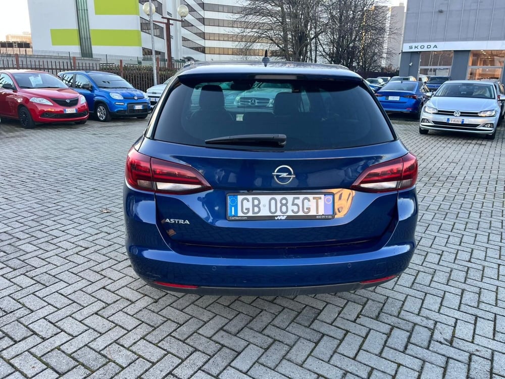 Opel Astra Station Wagon usata a Milano (9)