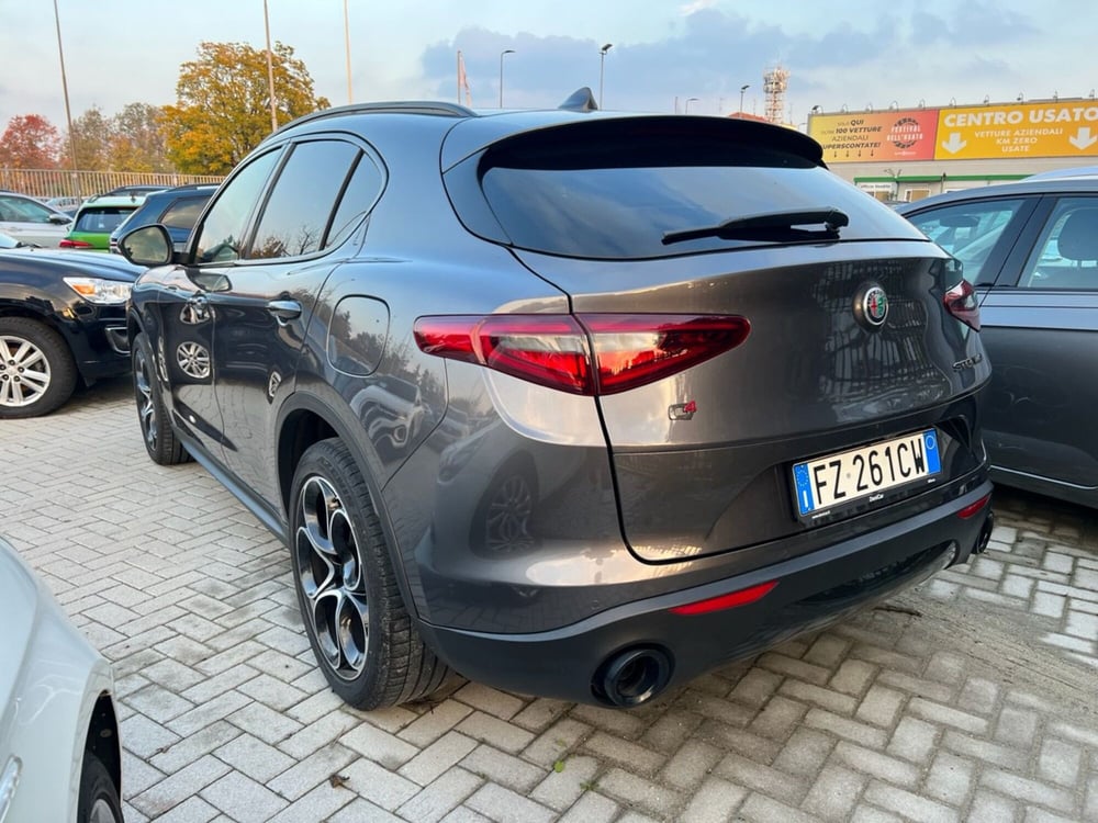 Alfa Romeo Stelvio usata a Milano (3)