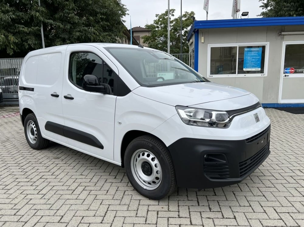 Fiat e-Doblò Furgone nuova a Milano (3)