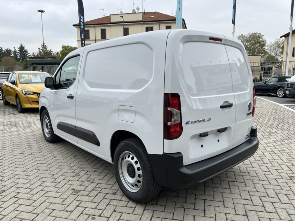 Fiat e-Doblò Furgone nuova a Milano (6)