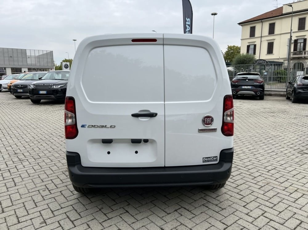 Fiat e-Doblò Furgone nuova a Milano (8)