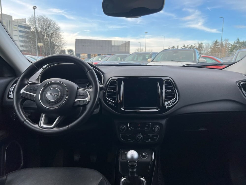 Jeep Compass usata a Milano (14)