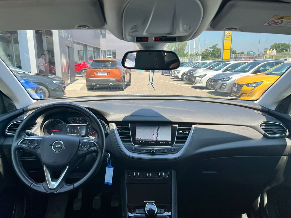 Opel Grandland X usata a Milano (12)