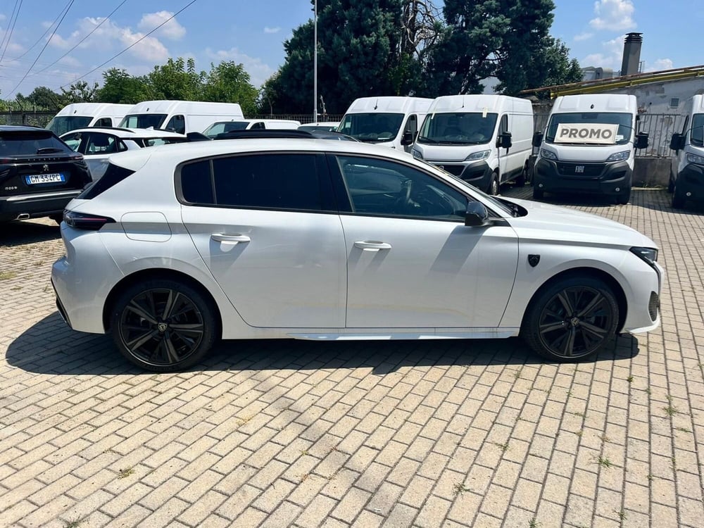 Peugeot 308 nuova a Milano (4)