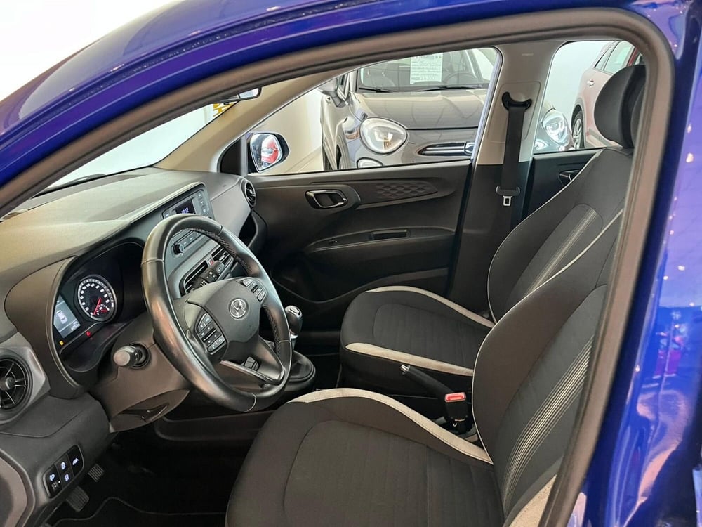 Hyundai i10 usata a Milano (11)