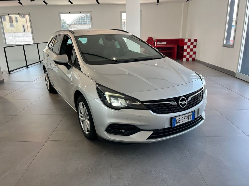 Opel Astra Station Wagon usata a Milano (3)