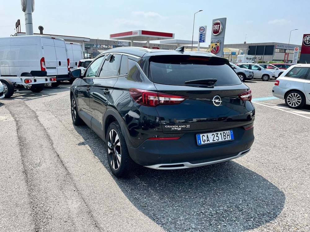 Opel Grandland X usata a Milano (6)