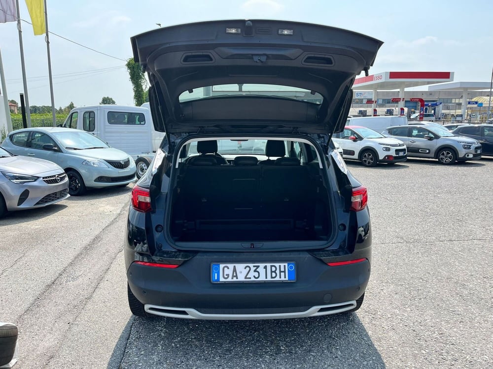 Opel Grandland X usata a Milano (9)