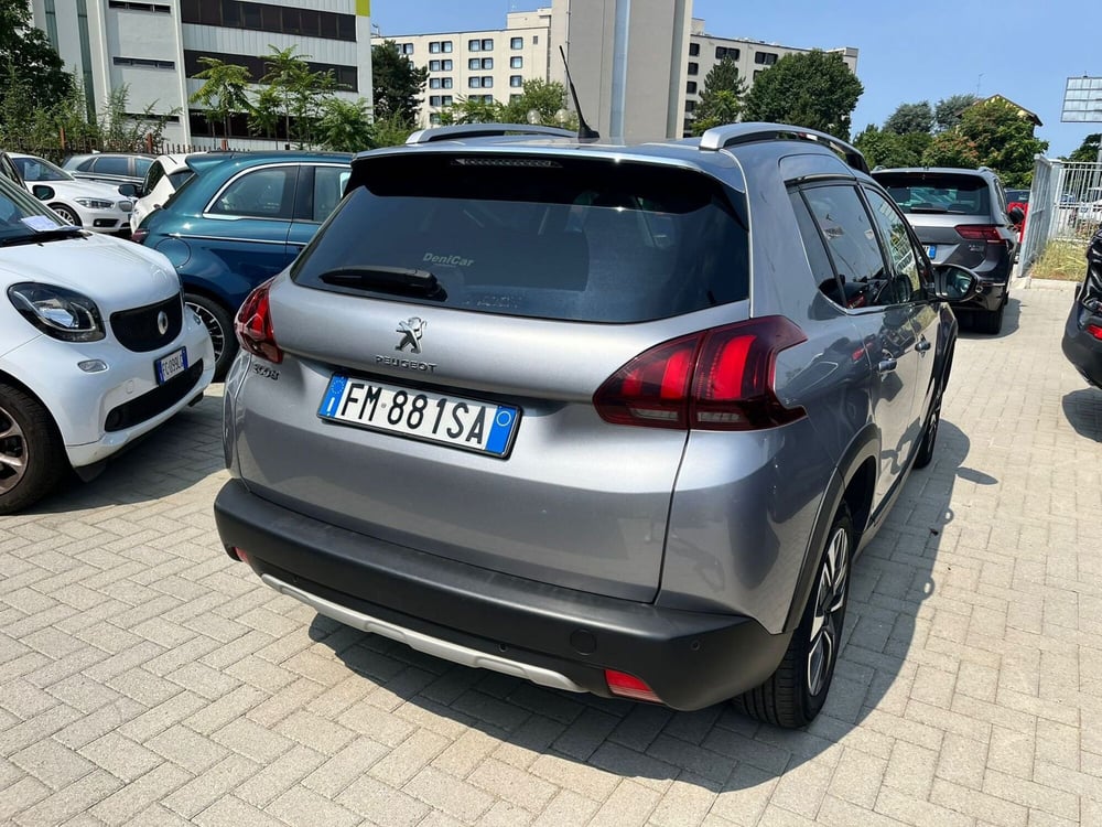 Peugeot 2008 usata a Milano (6)