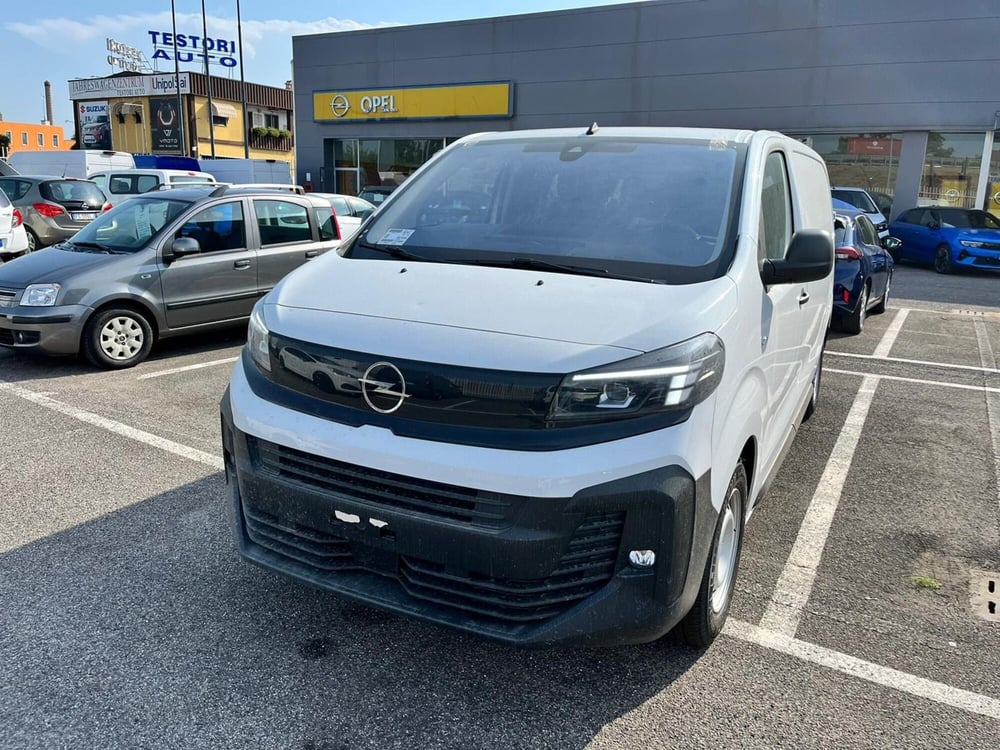 Opel Vivaro nuova a Milano