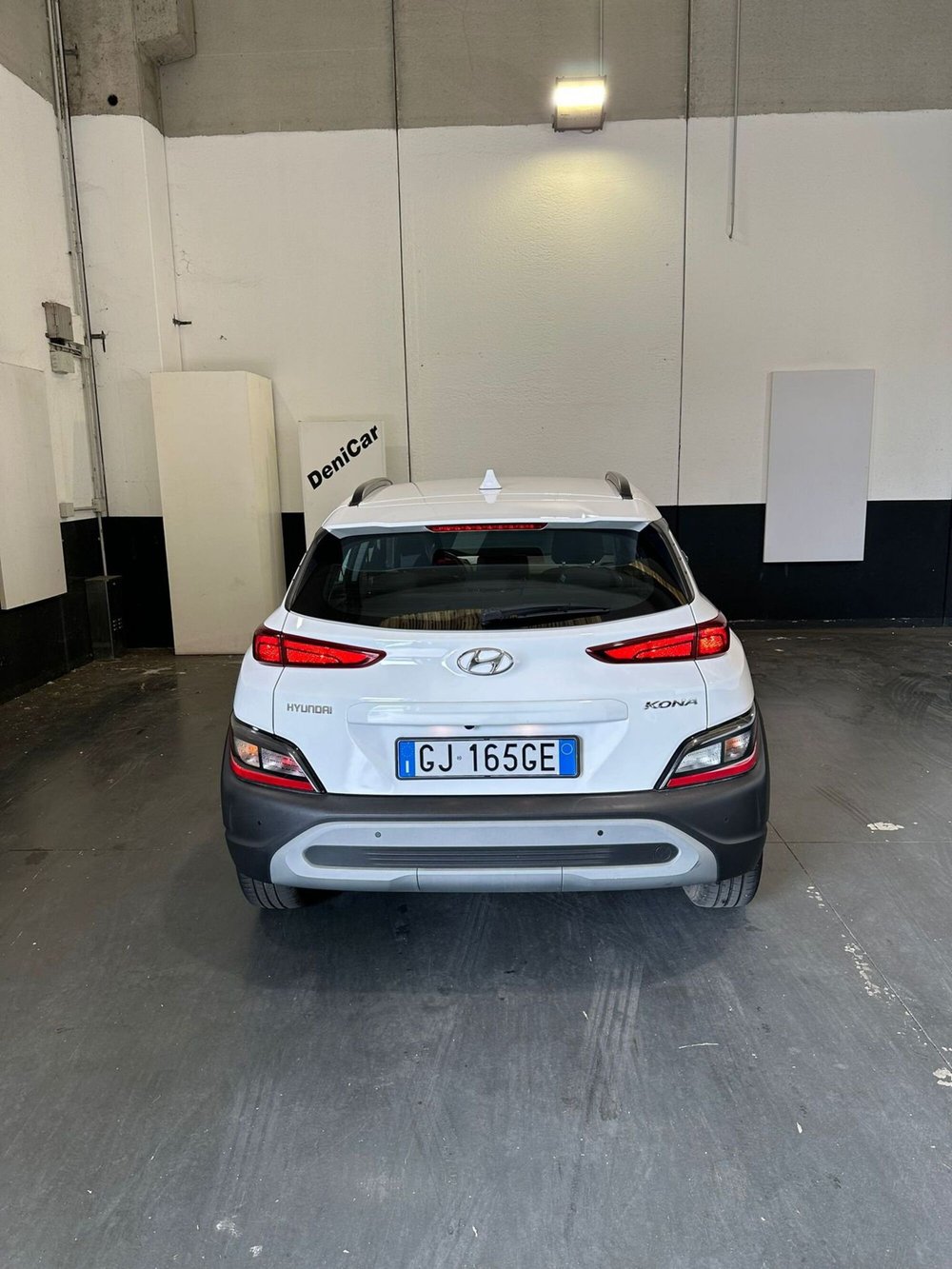 Hyundai Kona usata a Milano (6)