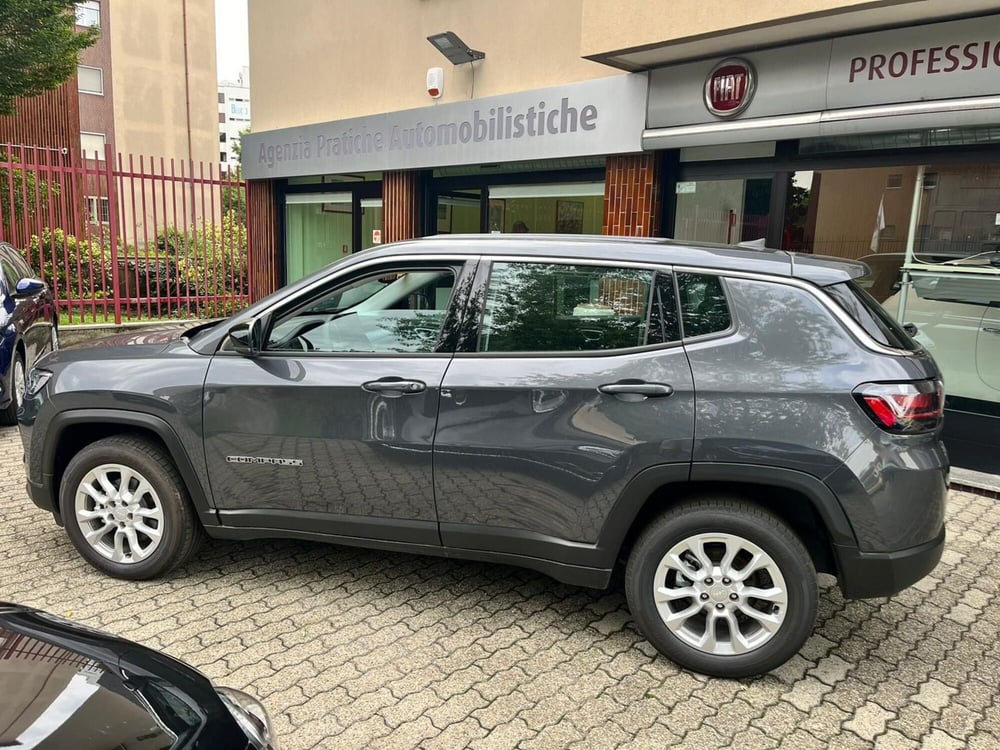 Jeep Compass usata a Milano (4)