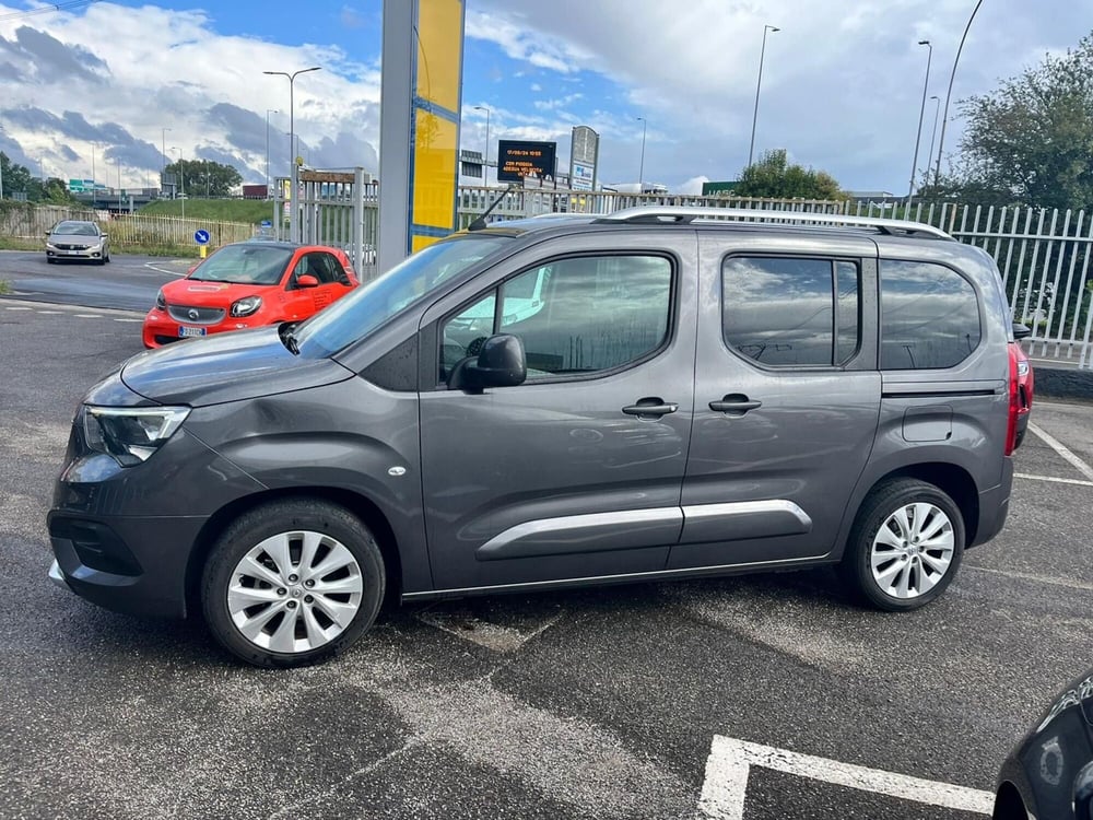 Opel Combo Life usata a Milano (4)