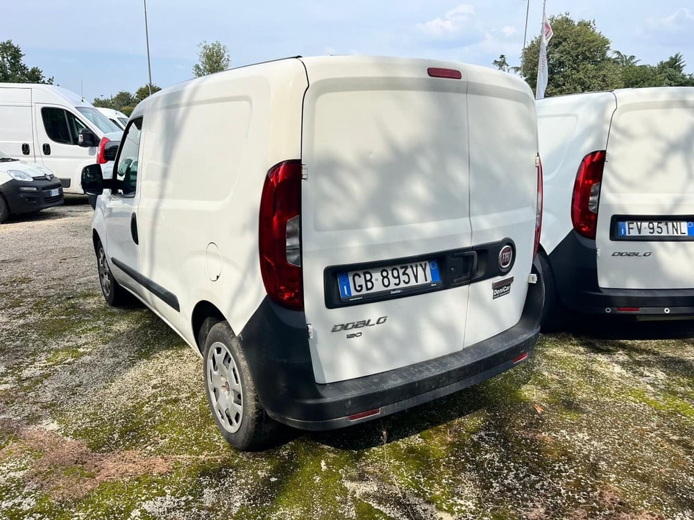 Fiat Doblò Furgone usata a Milano (6)