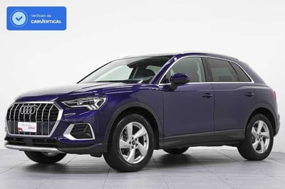 Audi Q3 35 2.0 tdi Business Advanced s-tronic del 2023 usata a Lipomo