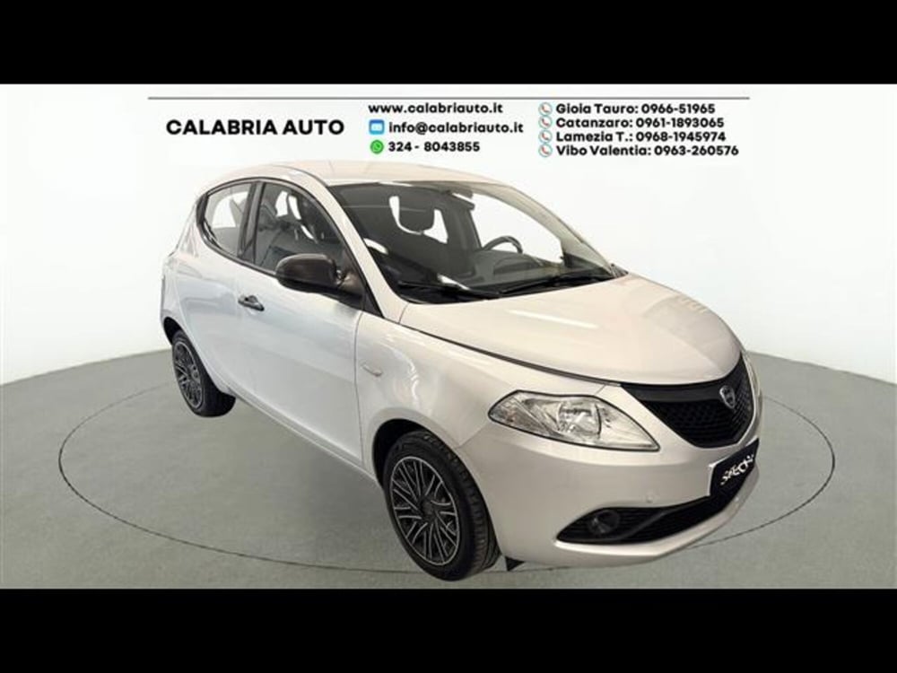 Lancia Ypsilon usata a Reggio Calabria (2)