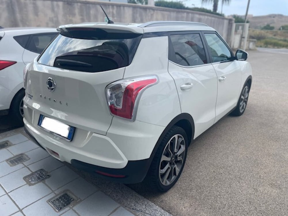 Ssangyong Tivoli usata a Agrigento (11)