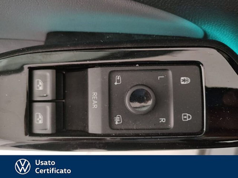 Volkswagen ID.4 usata a Vicenza (9)