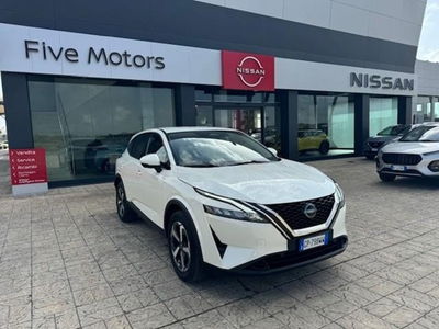 Nissan Qashqai 1.3 mhev Tekna 2wd 140cv del 2023 usata a Taranto