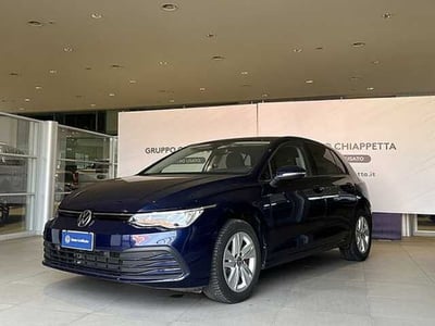 Volkswagen Golf 1.0 TSI EVO Life del 2021 usata a Rende