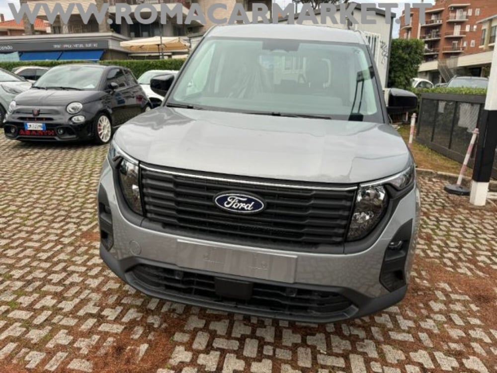 Ford Tourneo Courier nuova a Roma (11)