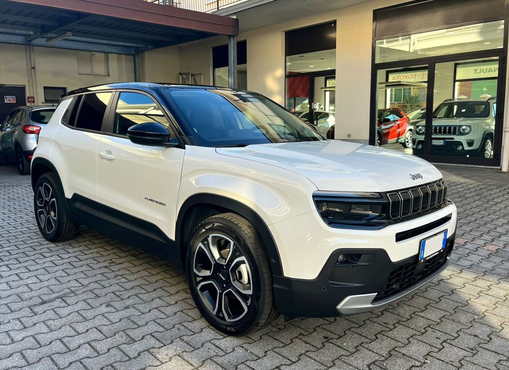 Jeep Avenger nuova a Varese (3)