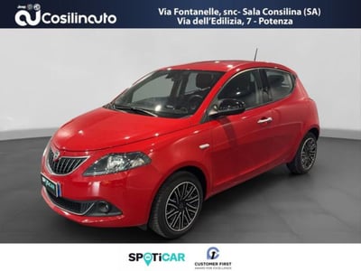 Lancia Ypsilon 1.0 FireFly 5 porte S&amp;S Hybrid Ecochic Gold  del 2021 usata a Sala Consilina