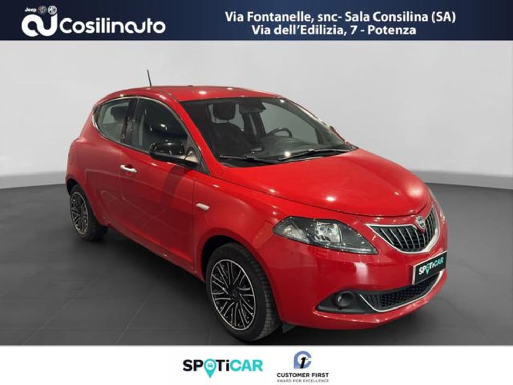 Lancia Ypsilon usata a Salerno (7)