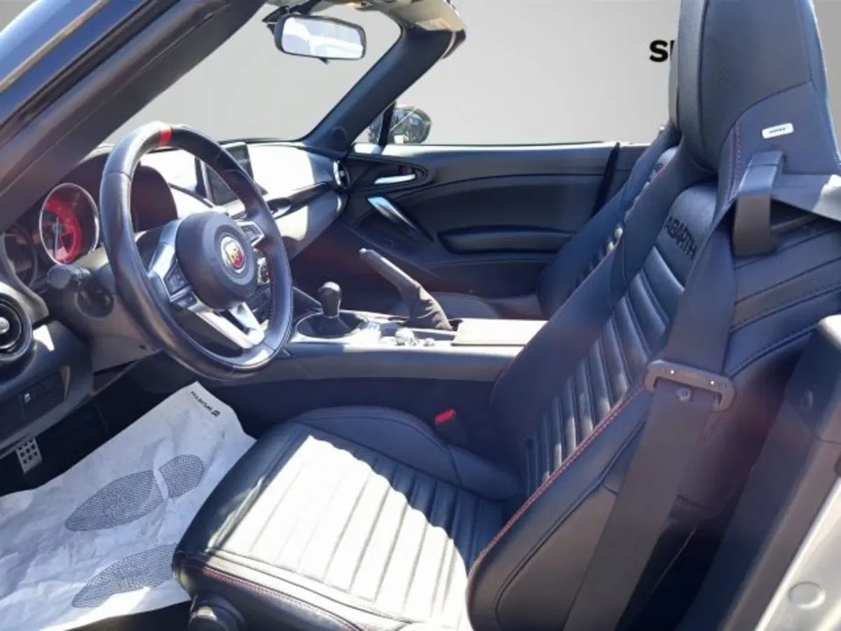 Abarth 124 Spider usata a Frosinone (11)