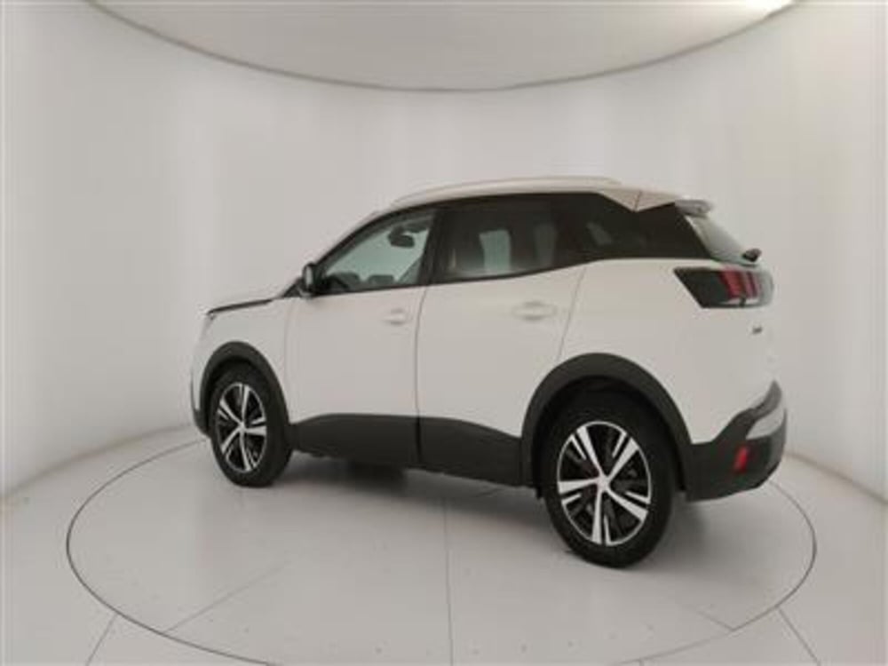 Peugeot 3008 usata a Bari (4)