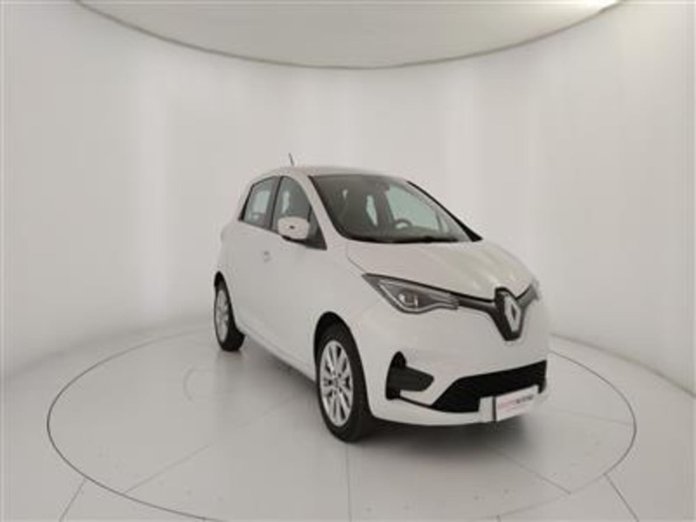 Renault Zoe usata a Bari (11)