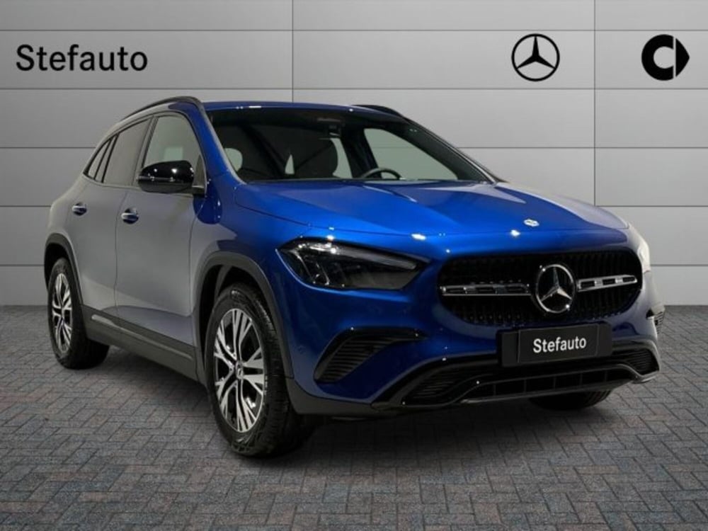 Mercedes-Benz GLA SUV nuova a Bologna