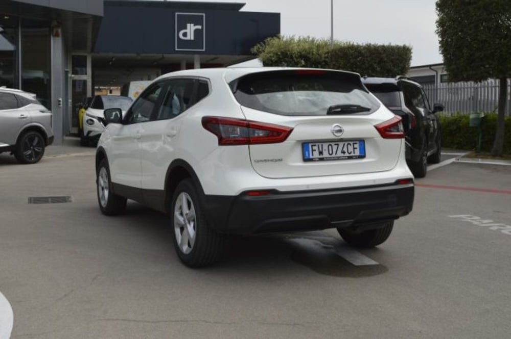 Nissan Qashqai usata a Latina (5)