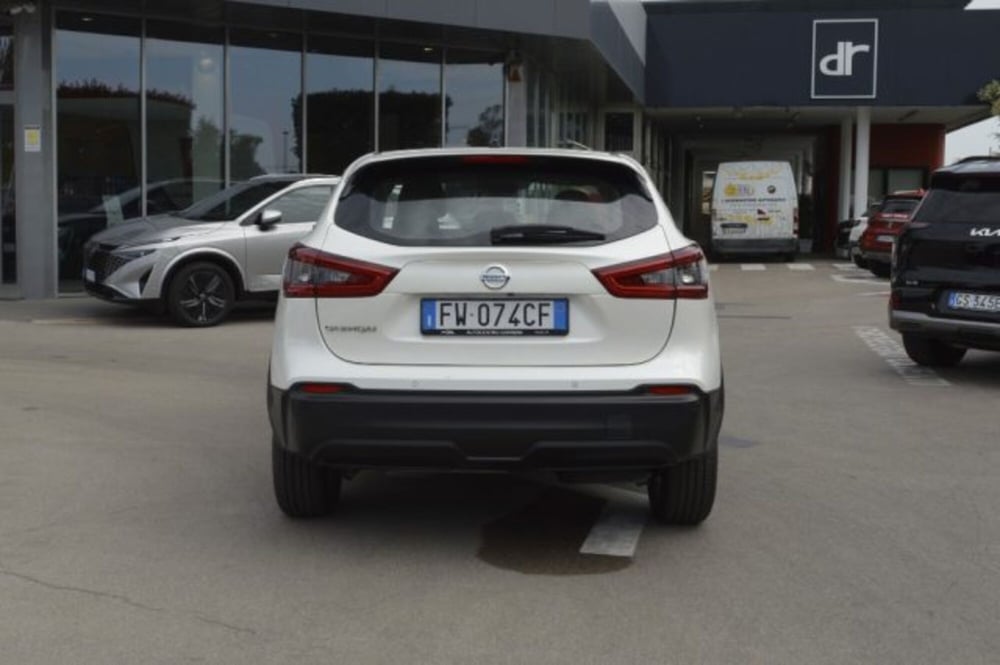 Nissan Qashqai usata a Latina (6)