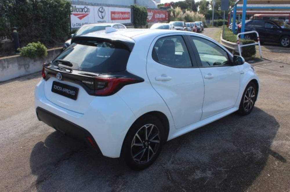 Toyota Yaris Cross usata a Roma (14)