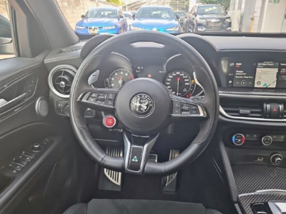 Alfa Romeo Stelvio usata a Monza e Brianza (9)