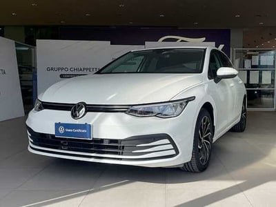 Volkswagen Golf 1.0 TSI EVO Life del 2020 usata a Rende