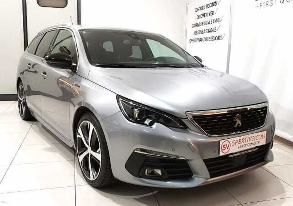 Peugeot 308 usata a Lecce