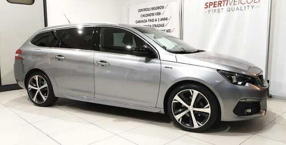 Peugeot 308 usata a Lecce (2)