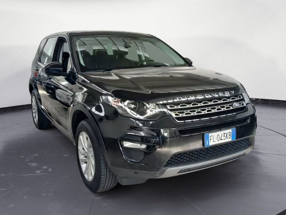 Land Rover Discovery Sport usata a Lecce (3)