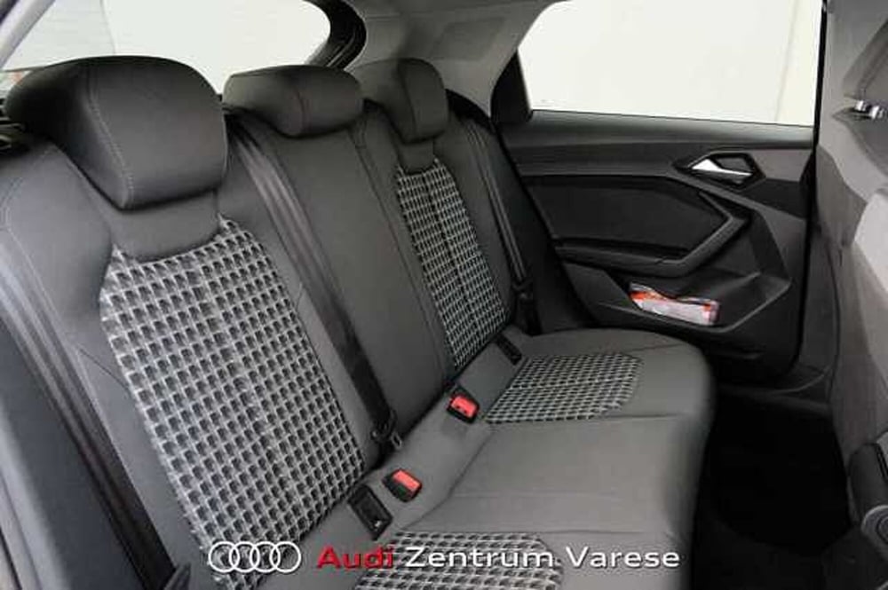 Audi A1 allstreet usata a Varese (7)