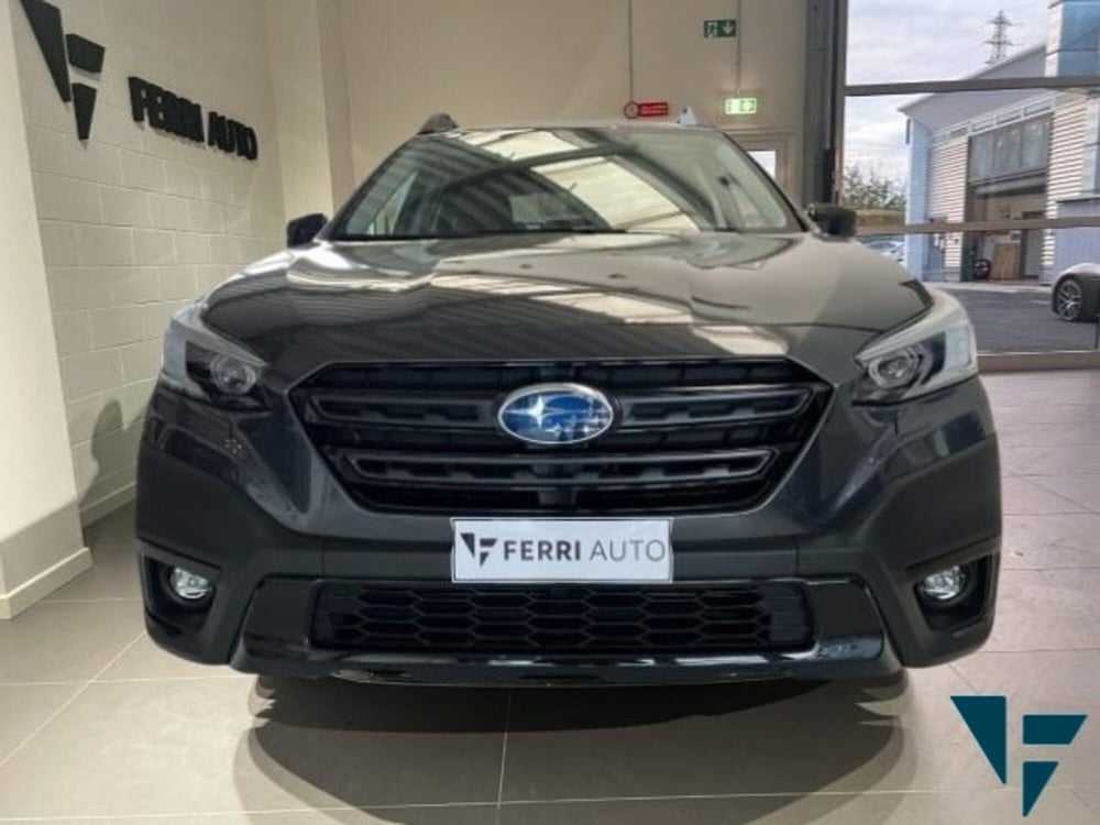 Subaru Outback nuova a Udine (2)