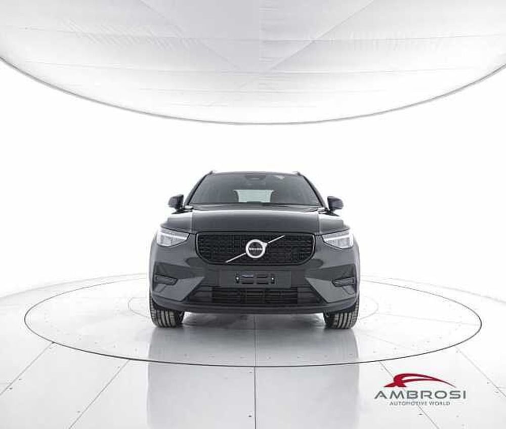 Volvo XC40 nuova a Viterbo (5)