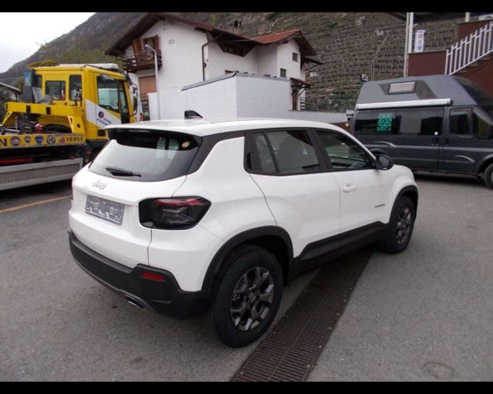 Jeep Avenger nuova a Aosta (3)