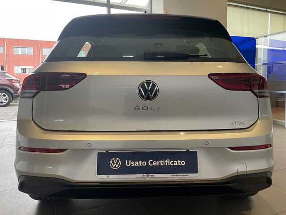 Volkswagen Golf Variant nuova a Cosenza (5)